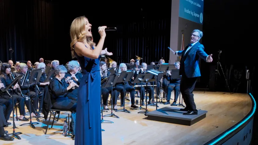 Heather Ivey performing Oklahoma!